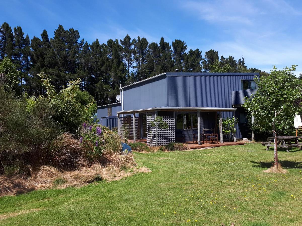 Te Anau Farm Cottage Esterno foto